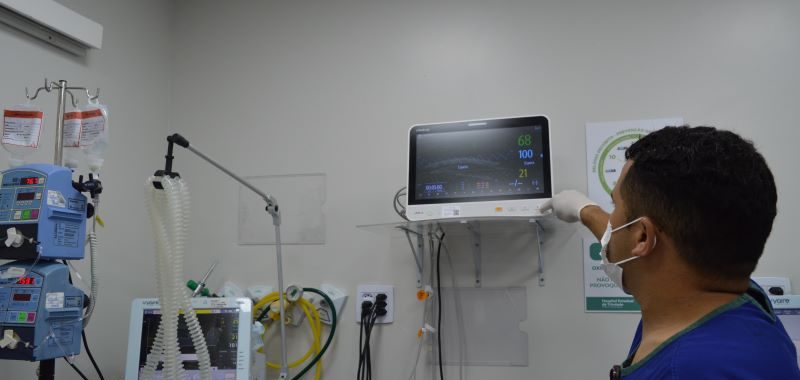 Hetrin - Hospital Estadual de Trindade recebe novo monitores multiparamétricos e desfibriladores que foram atualizados por modelos modernos e completos, unidade administrado por IMED - Instituto de Medicina, Estudos e Desenvolvimento